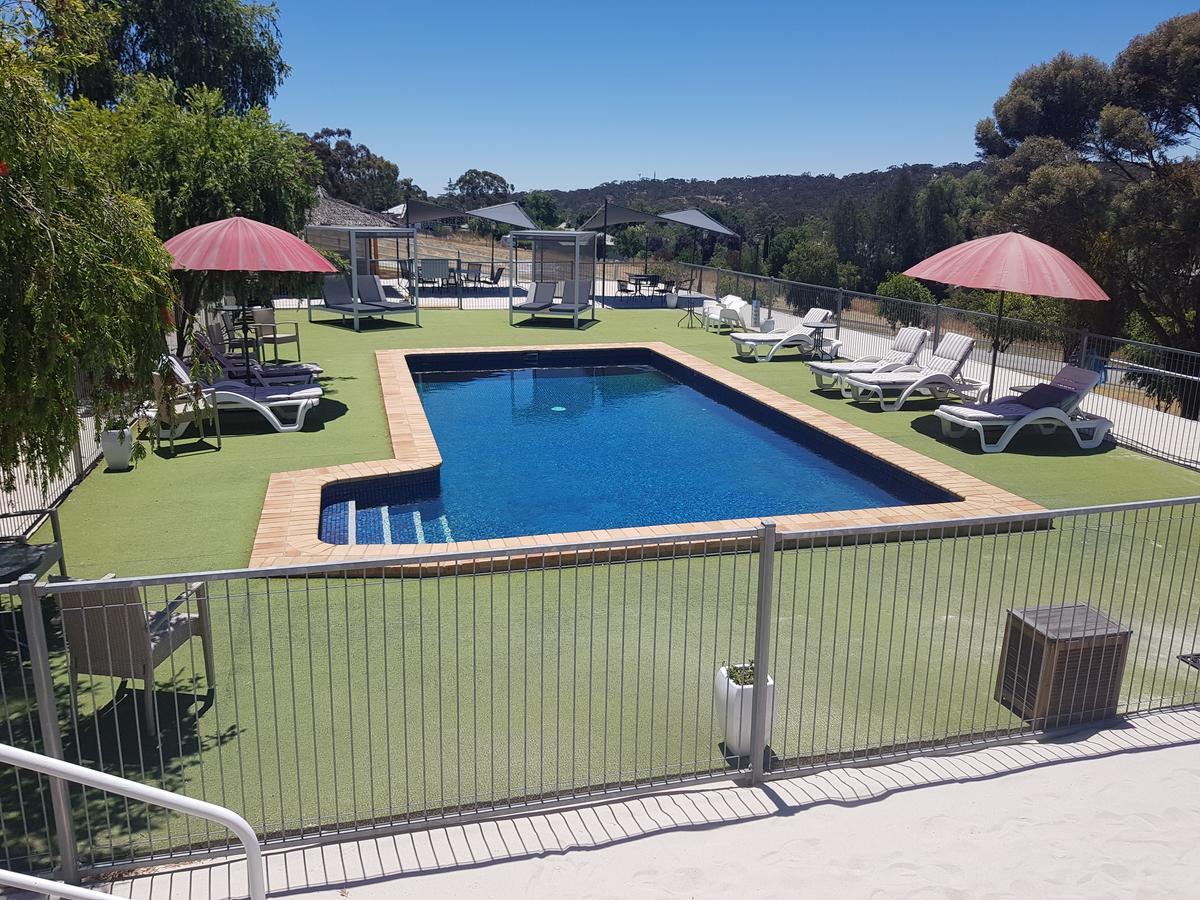 Clare Valley Motel Extérieur photo